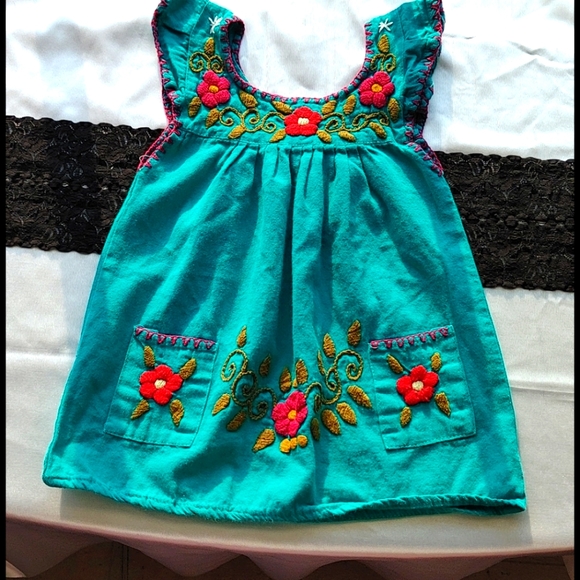 Authentic 🇲🇽 Mexican embroidered dress 2-3 years - Picture 1 of 7